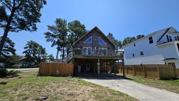 featured image of 701 Teakwood Ln #1