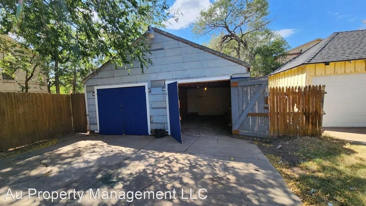 2108 S Van Buren St #1 - Photo 2 of 10