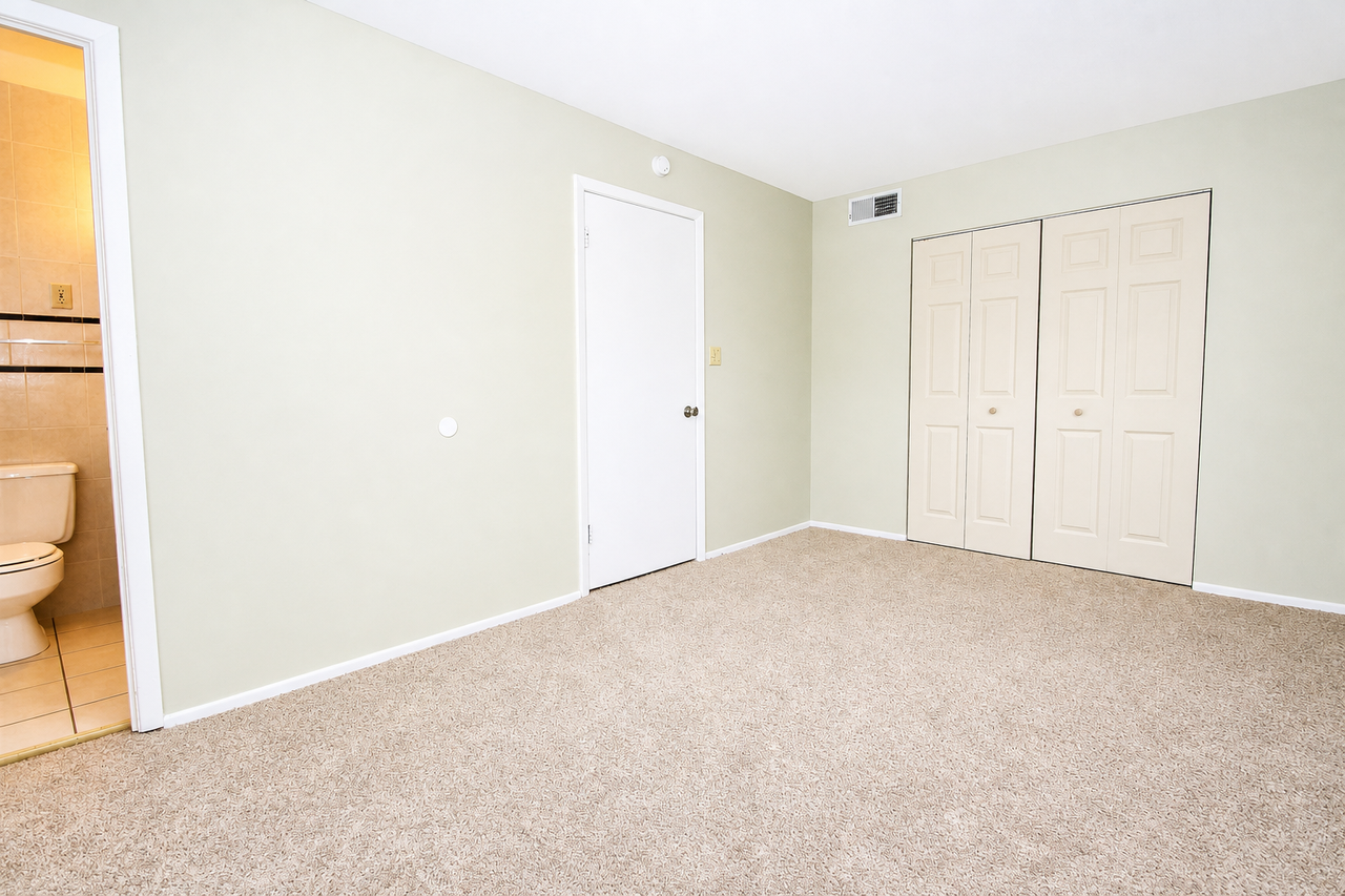284 MOON CLINTON ROADAPT 21 #21 - Photo 5 of 8