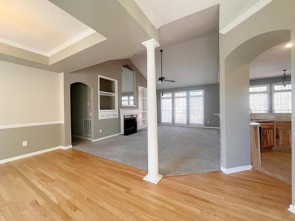 206 Hyde Park Ln #1 - Photo 3 of 50