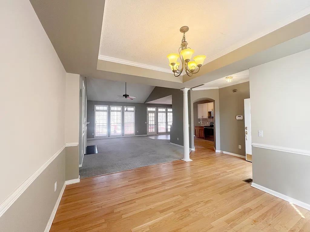 206 Hyde Park Ln #1 - Photo 4 of 50