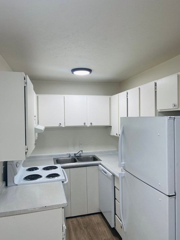 Cedar Cliff LLC - Photo 3 of 19