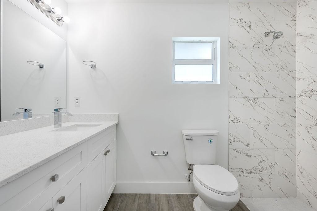 3018 Se Iris St #1 - Photo 6 of 16