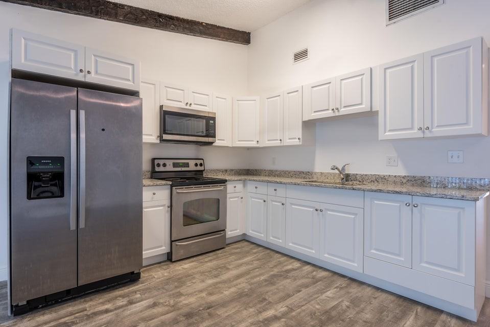 5847 S 37th St #1 - Photo 5 of 18