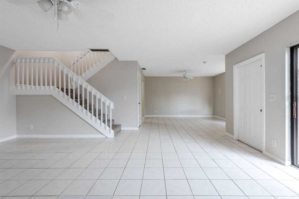 1761 N Congress Ave #1 - Photo 4 of 34