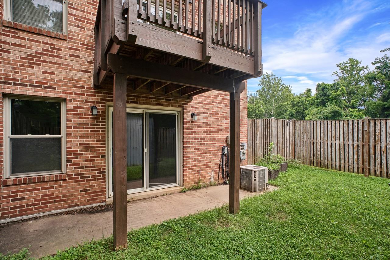 5128 Cliffhaven Dr #X - Photo 4 of 42