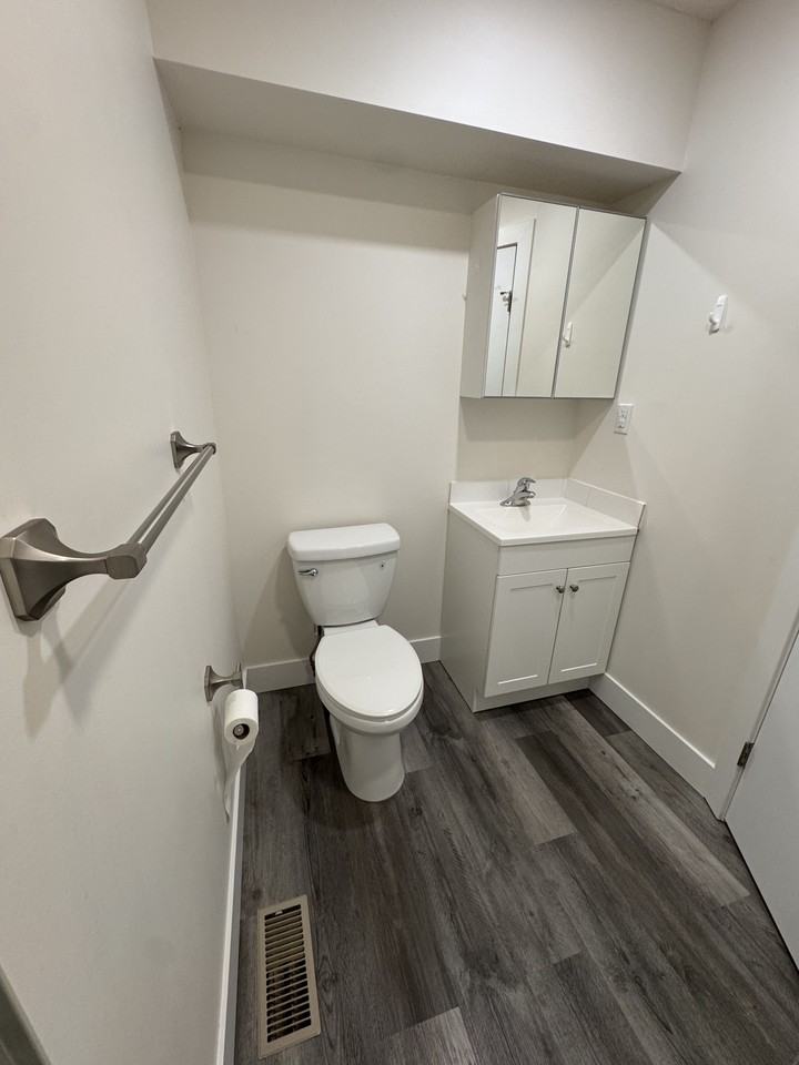 20266 Chigwell Street - Photo 3 of 7