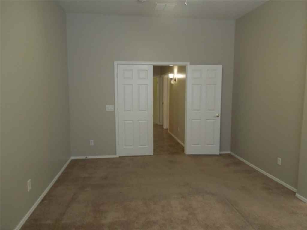 12711 West Earll Drive - Photo 2 of 11