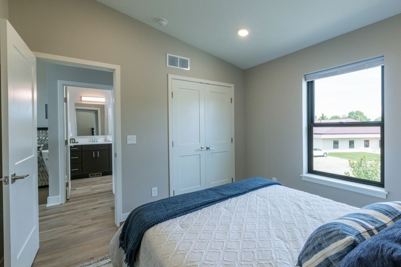 Landings at Rush Creek - Photo 5 of 29