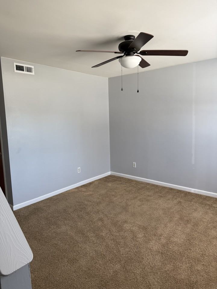 3320 Bridges Street - 1Apt 1 #1 - Photo 2 of 15