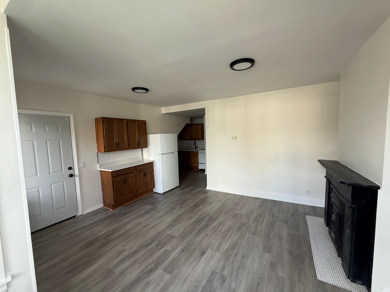 359 Maria Ave #1 - Photo 5 of 9