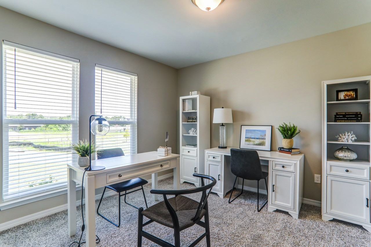 222 Treadstone Way #222 - Photo 7 of 17
