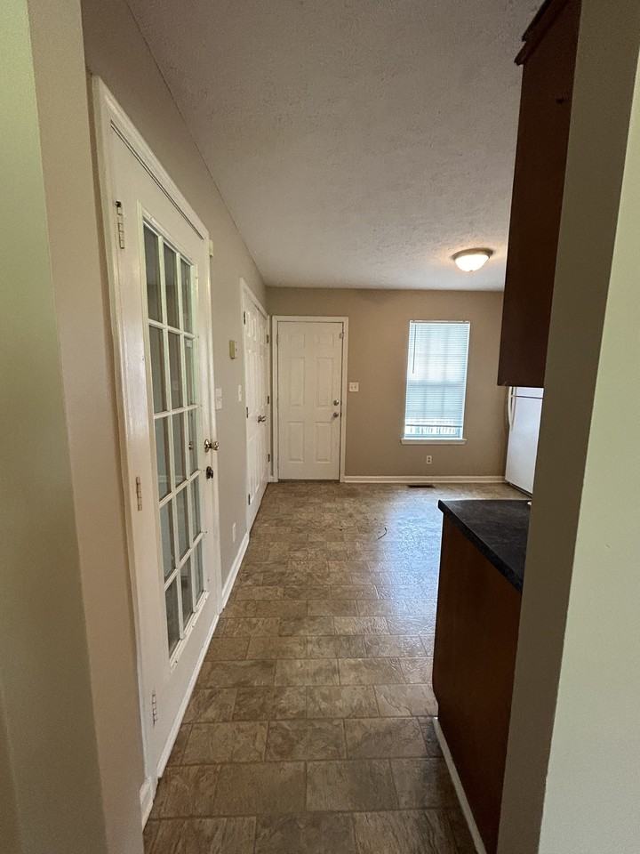338 Atlantic Ave #1 - Photo 5 of 24