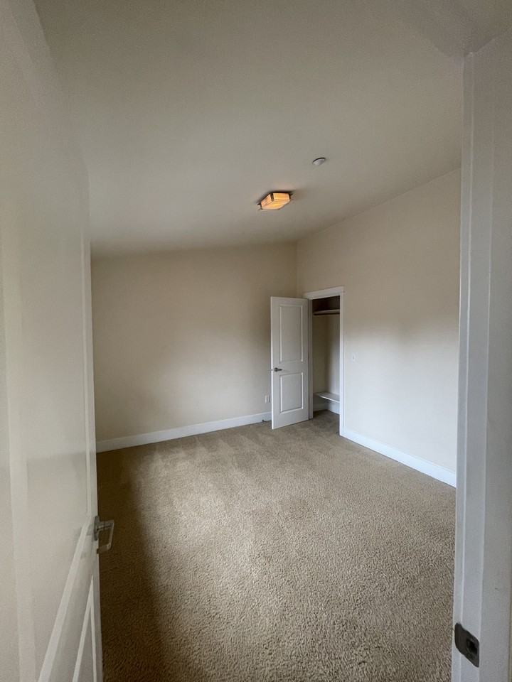 834 N 145th Ln #1 - Photo 5 of 33