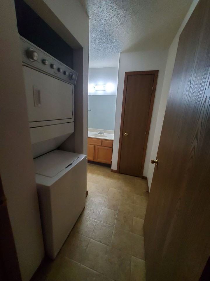 2329-2359 S 51st St. (32 Unit) - Photo 5 of 12