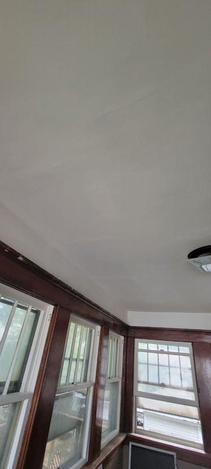 119 Allen St #1 - Photo 4 of 12
