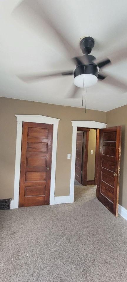 119 Allen St #1 - Photo 6 of 12
