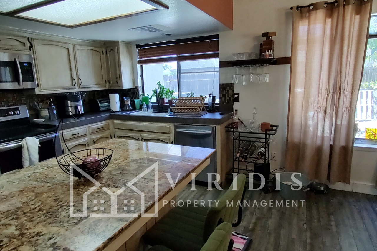 13408 Warrenton Ave #1 - Photo 6 of 20