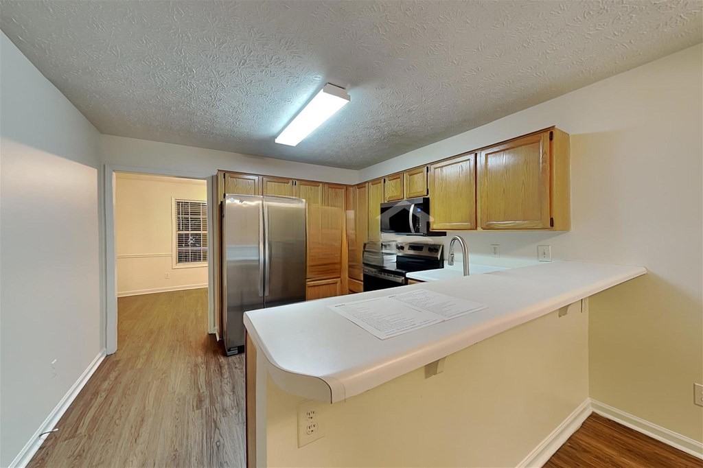 819 Hillary Court - Photo 2 of 7