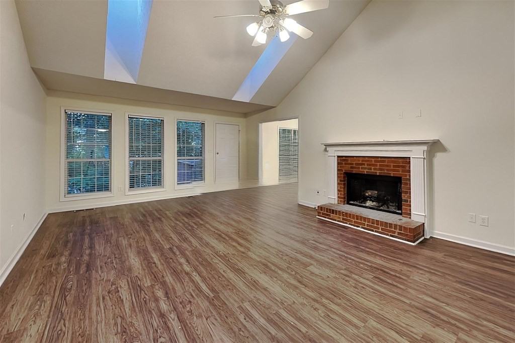 819 Hillary Court - Photo 6 of 7