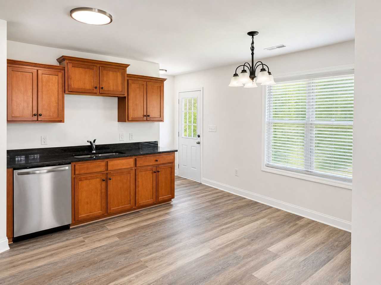41 Saint Mary Ave Nw #1 - Photo 7 of 18