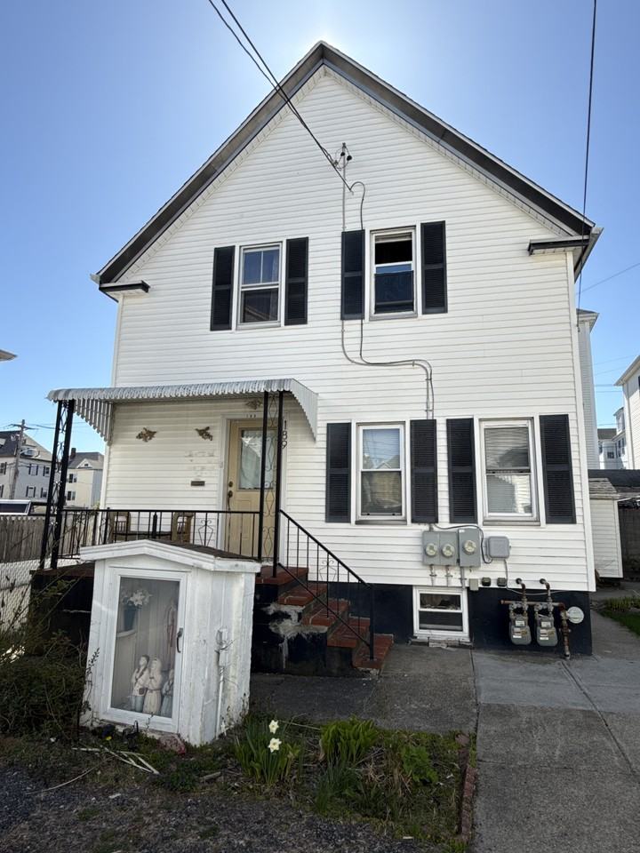 189 Bonney St #2 - Photo 7 of 7