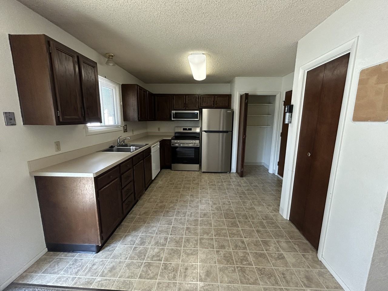 1218 Galway Dr #1220 - Photo 3 of 16