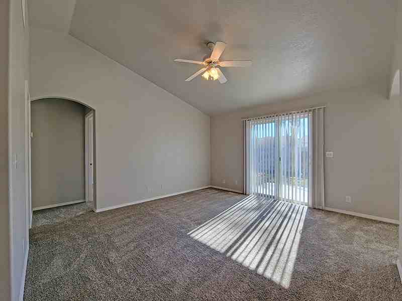 2903 E Ohio Ave #1 - Photo 4 of 17