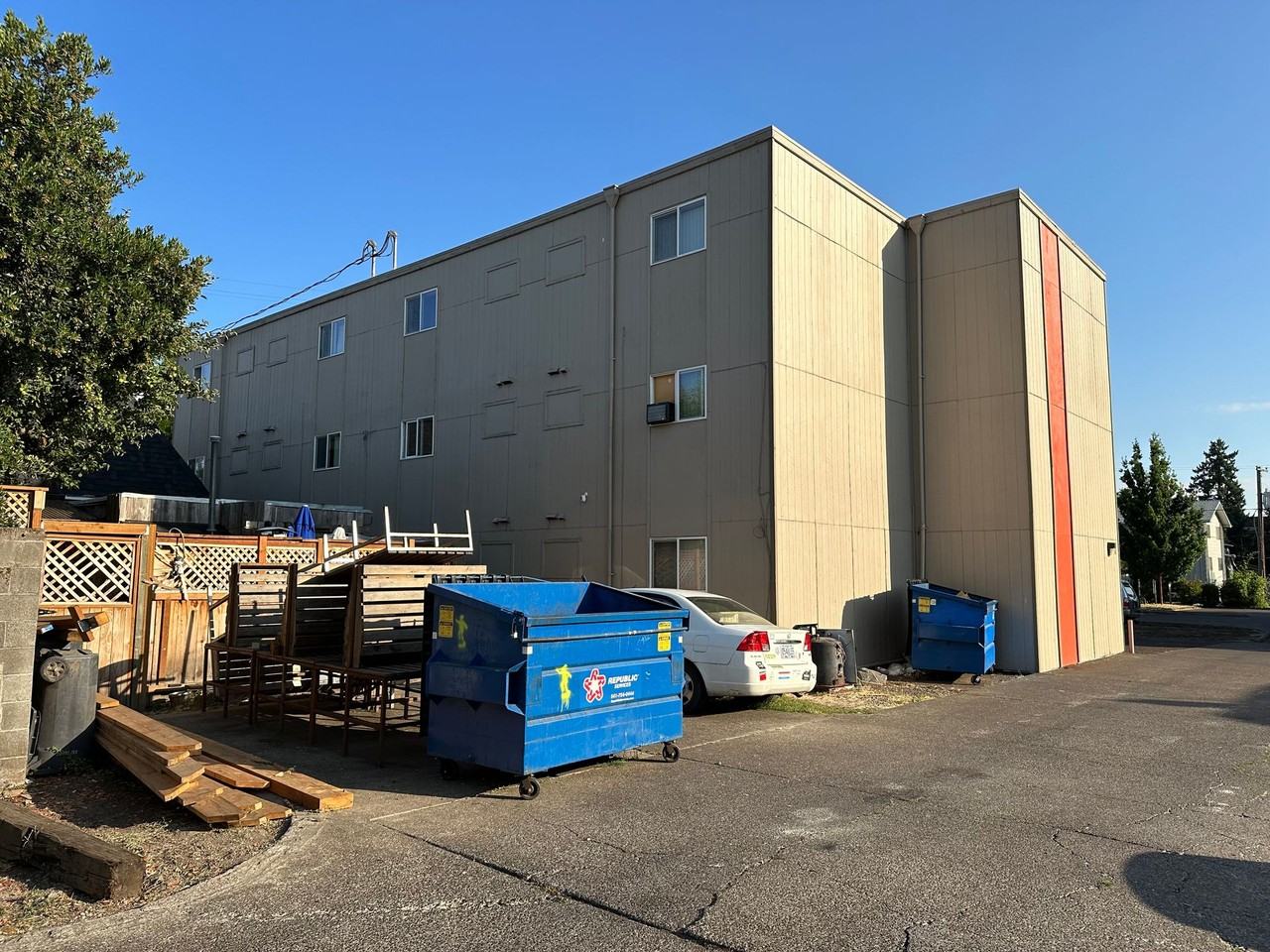 115 Nw 15th St - Photo 5 of 20