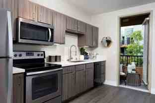 453 13th St - Photo 1 of 1