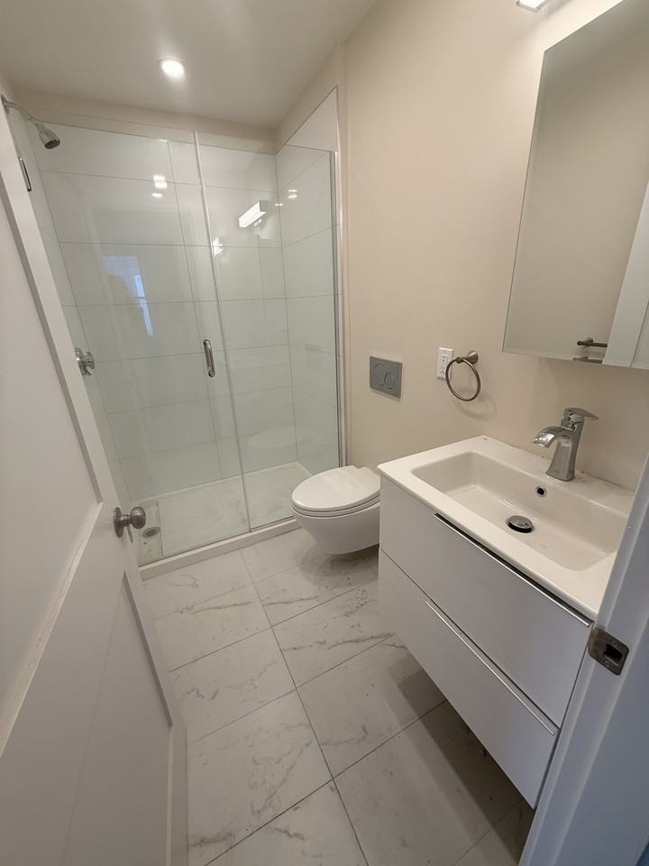 7 Thornley St #3 - Photo 2 of 10