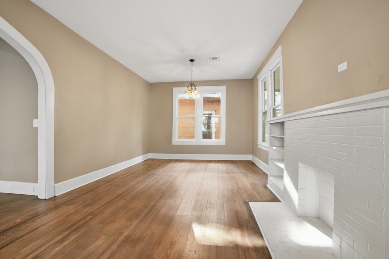 415 Boulevard St #1 - Photo 3 of 24