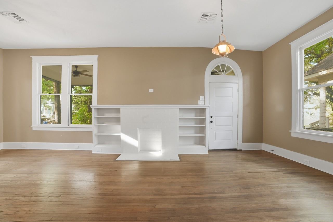 415 Boulevard St #1 - Photo 5 of 24