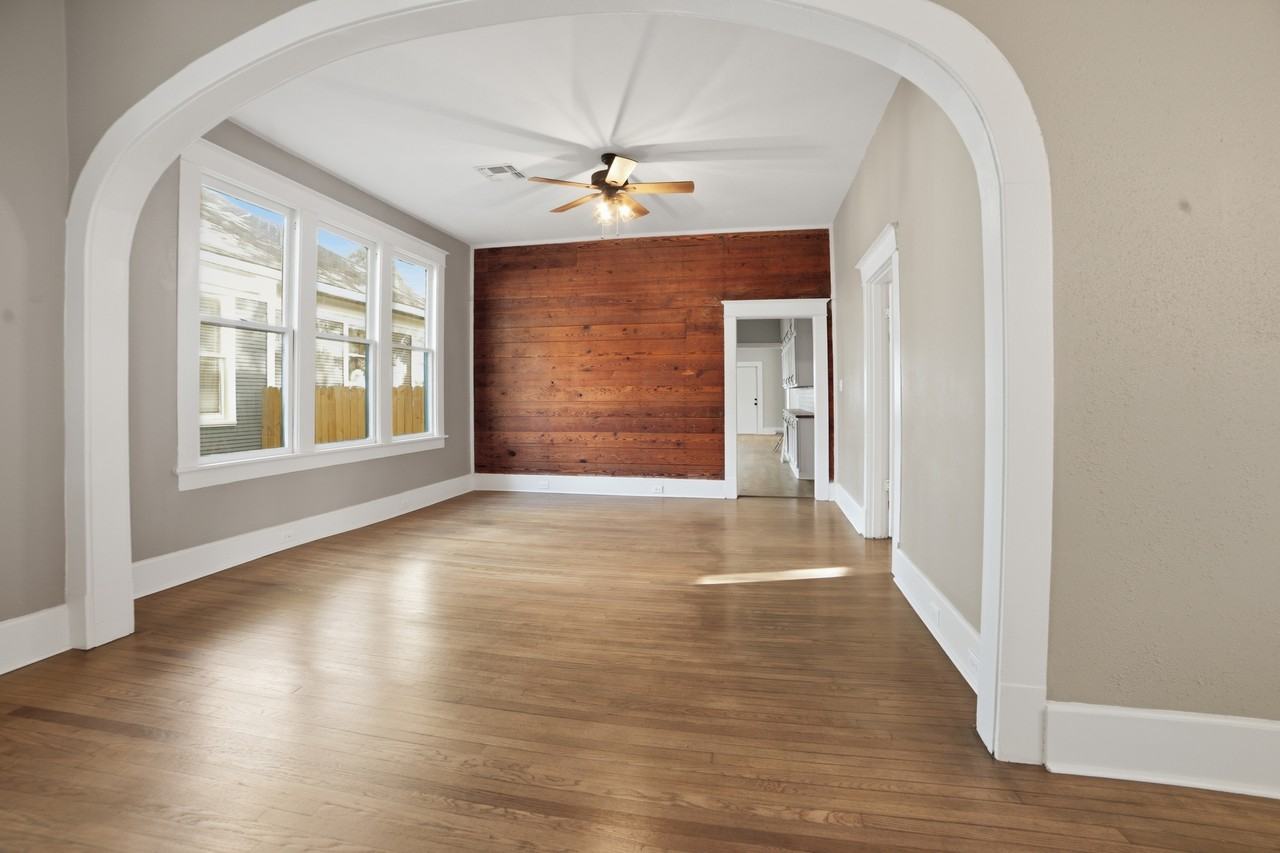 415 Boulevard St #1 - Photo 7 of 24