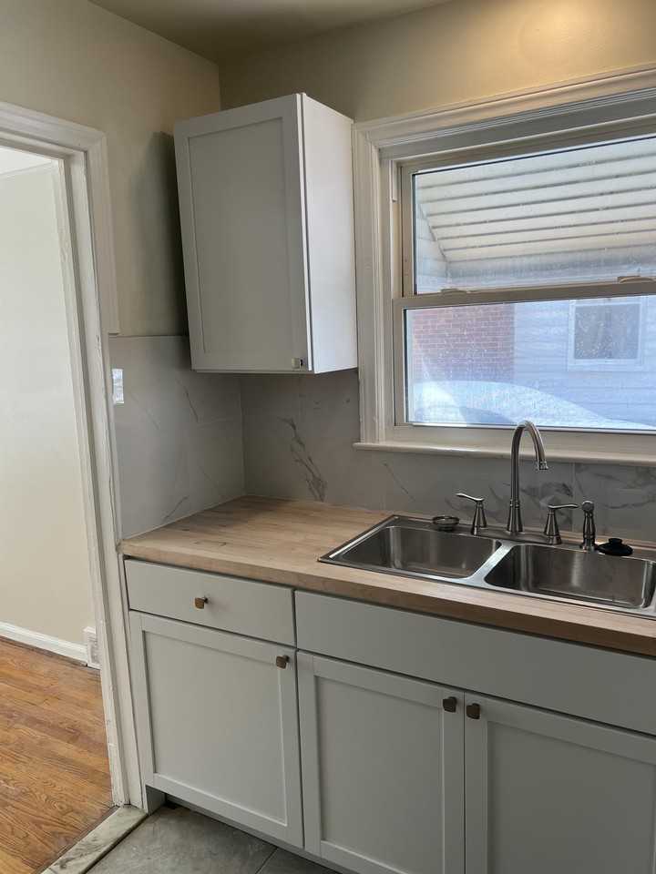 7451 Grandmont Ave #1 - Photo 3 of 18