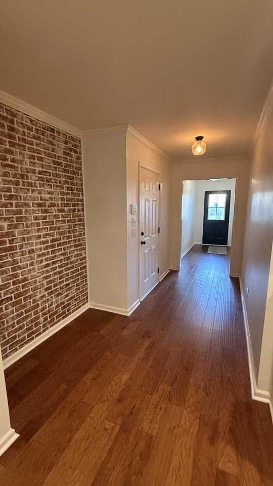 102 Sprucepine Rd #1 - Photo 3 of 13