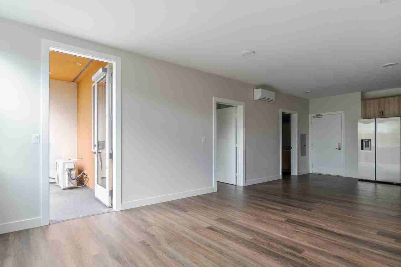 NV Lofts — Modern Luxury Living, Centered on You - Photo 7 of 33
