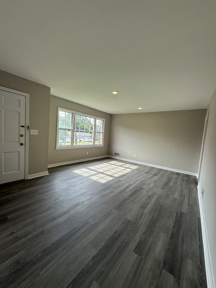 2332 3rd St Nw #1 - Photo 2 of 14