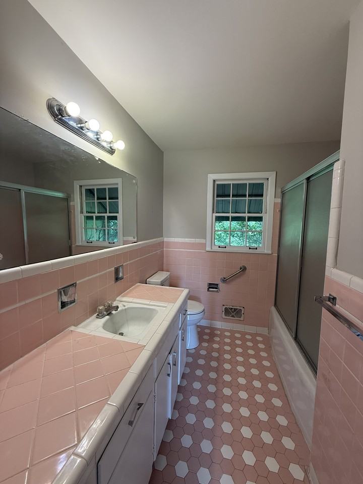 2332 3rd St Nw #1 - Photo 7 of 14