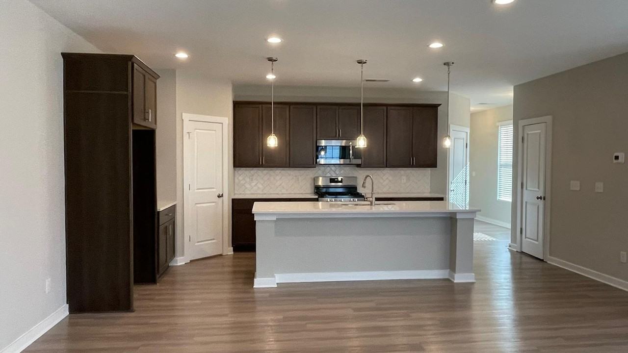 804 Lew Dr #1 - Photo 4 of 18