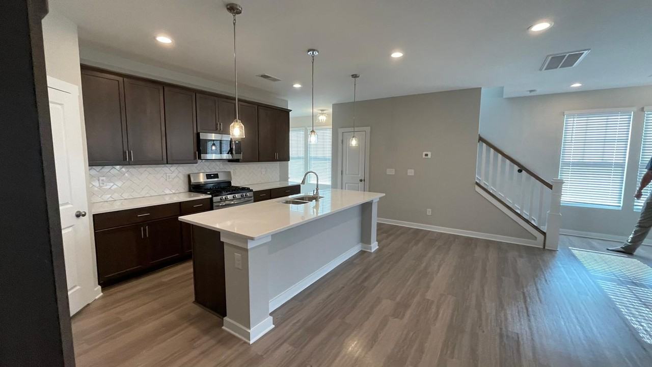 804 Lew Dr #1 - Photo 5 of 18
