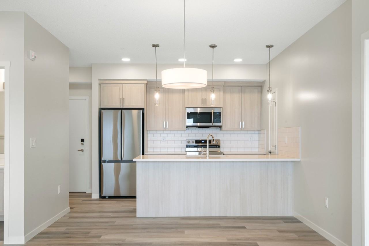 33 2211-33 Carringham Gate Nw #2211 - Photo 7 of 23
