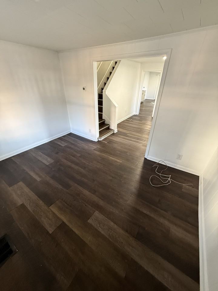 332 S 9th St #1 - Photo 5 of 23