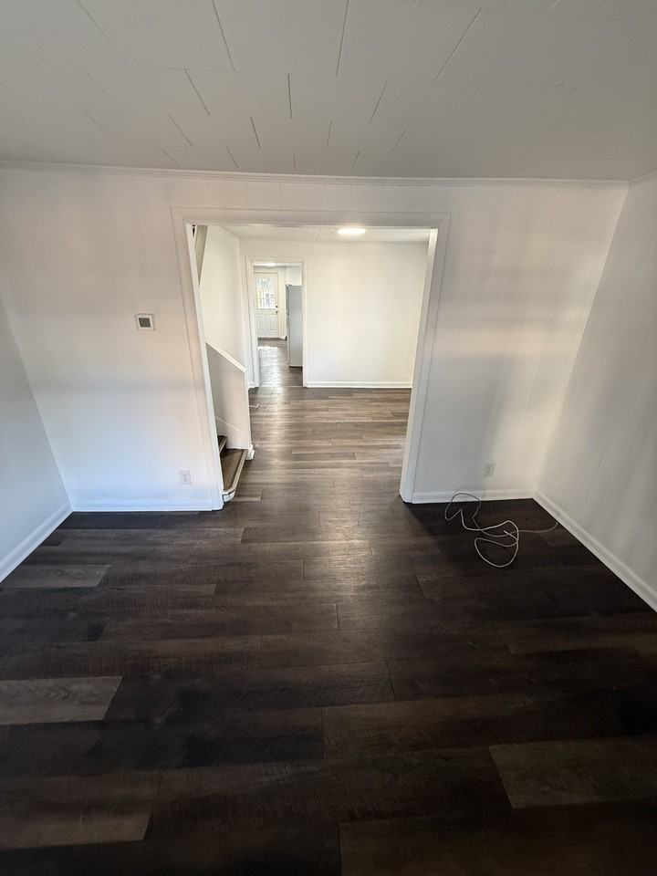 332 S 9th St #1 - Photo 6 of 23