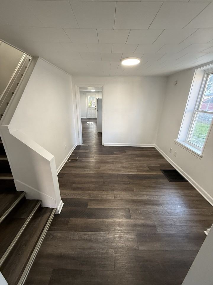 332 S 9th St #1 - Photo 7 of 23