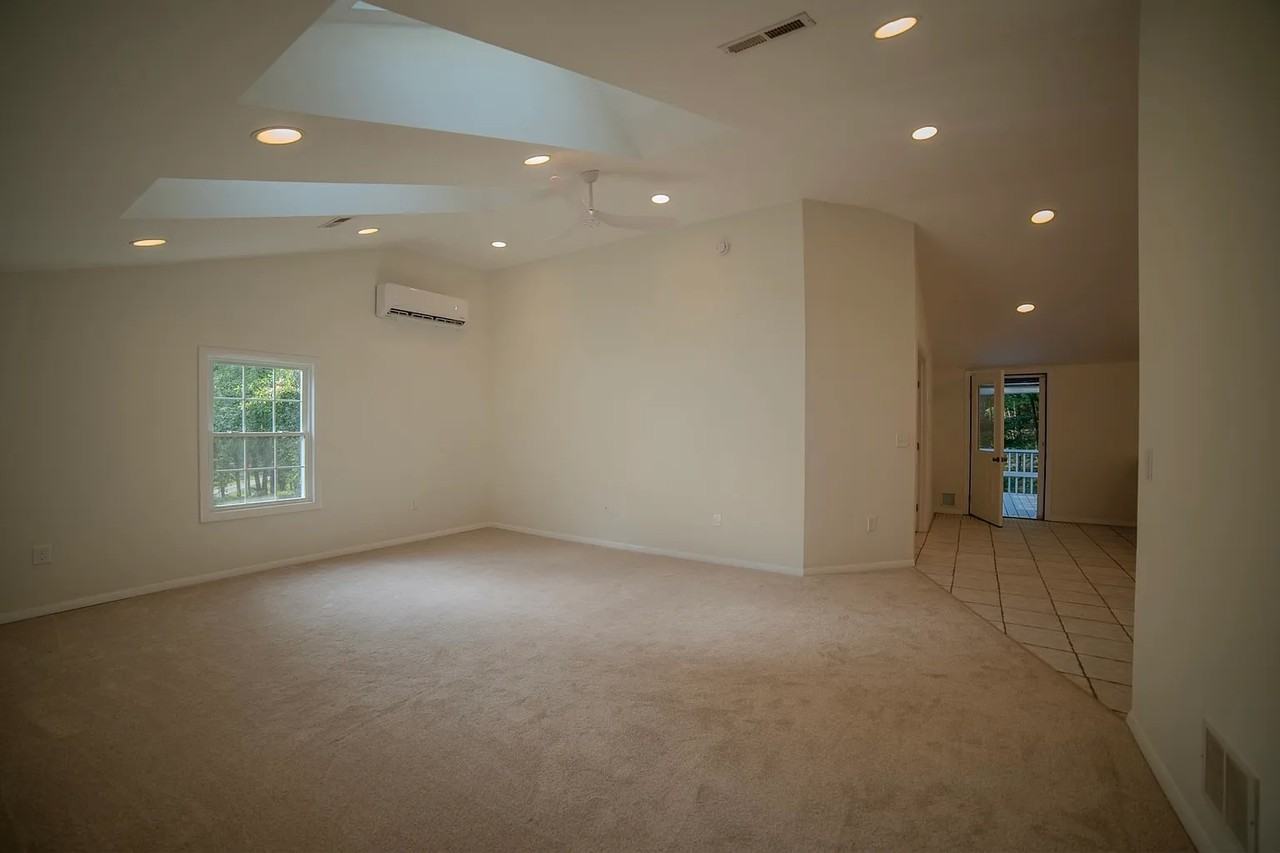 107 West Main Street - 1Unit B #1 - Photo 4 of 11