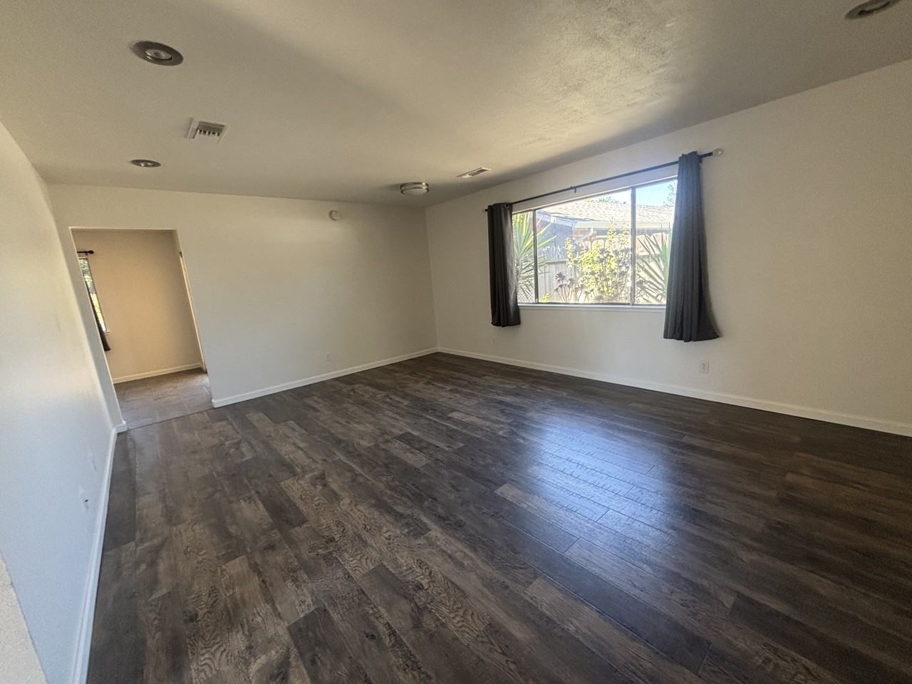 2220 Jeanine Dr - Photo 6 of 18