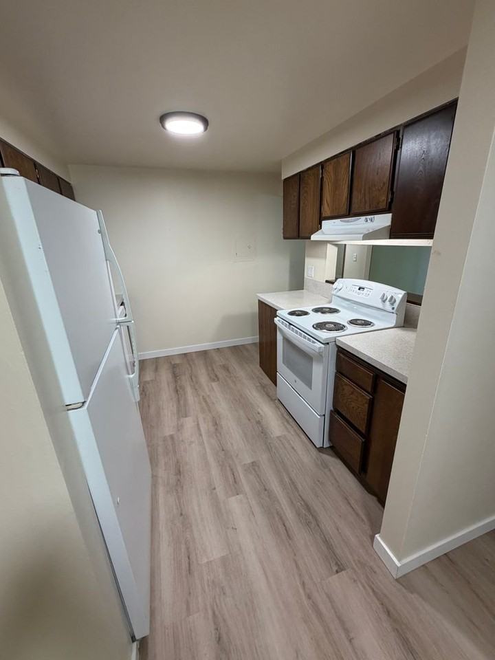 2780 Nw 29th St #C - Photo 5 of 16