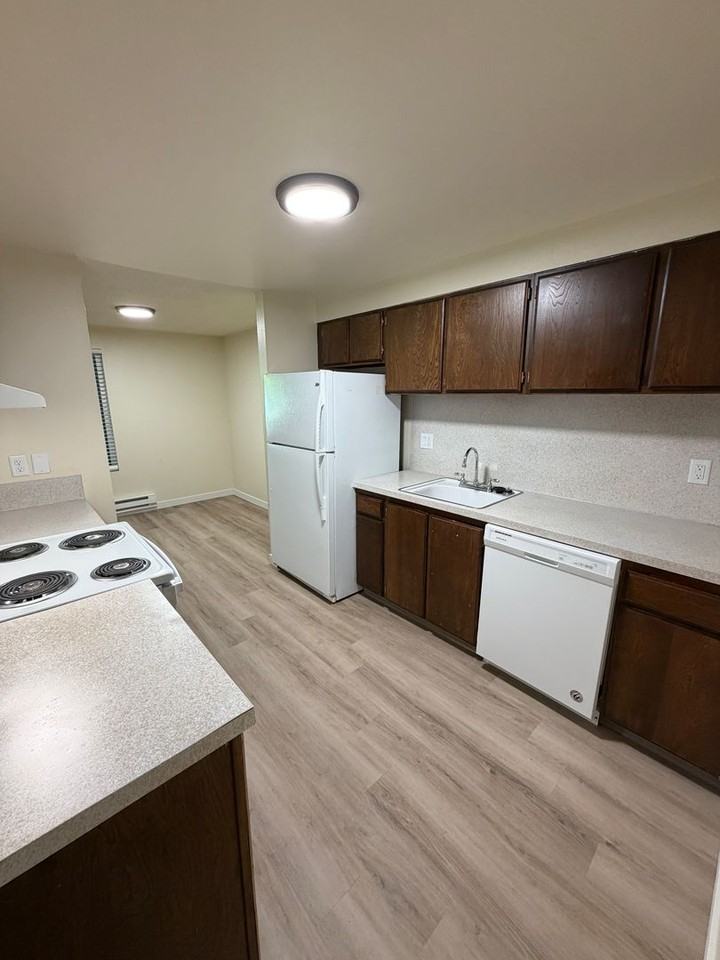 2780 Nw 29th St #C - Photo 6 of 16