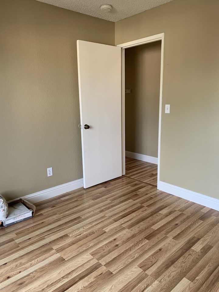 1871 Cherokee Dr #4 - Photo 6 of 18